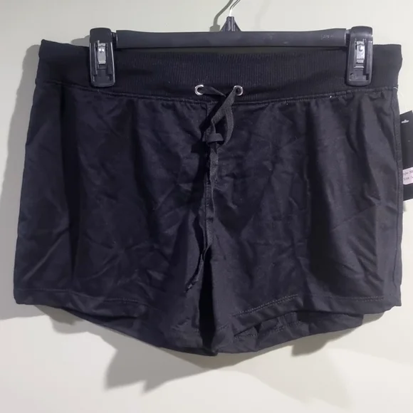 Basic Short - Picture 2 of 4